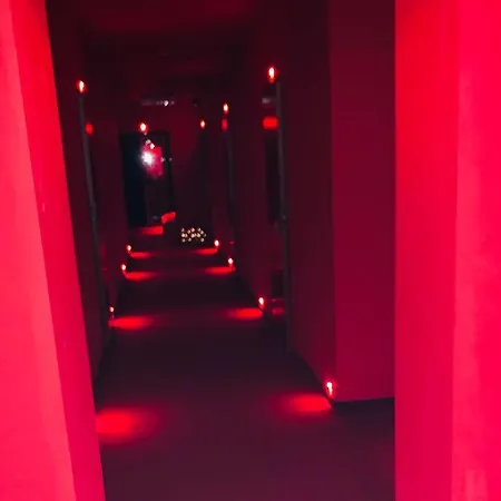 Paradise-pokoje Nad Klubem Nocnym